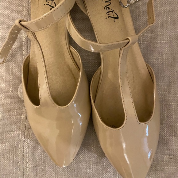 Nude Mary Jane t-strap flats - Picture 2 of 3